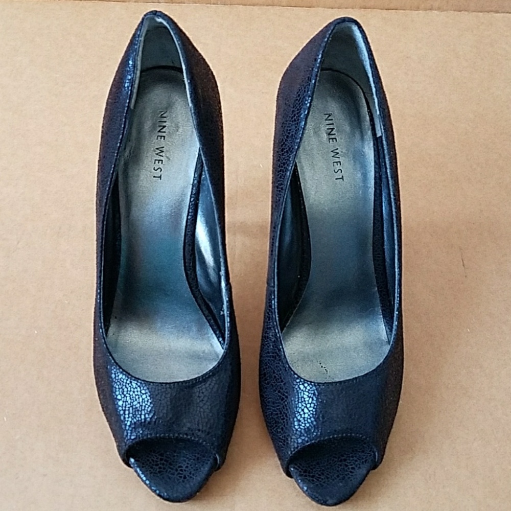 Nine West Heels Black Crackle shiny Peep Toe Pumps